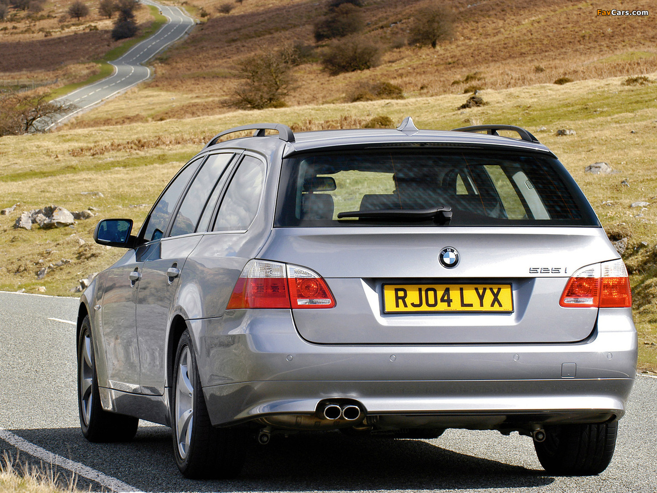 BMW 525i Touring UK-spec (E61) 2004–07 pictures (1280 x 960)