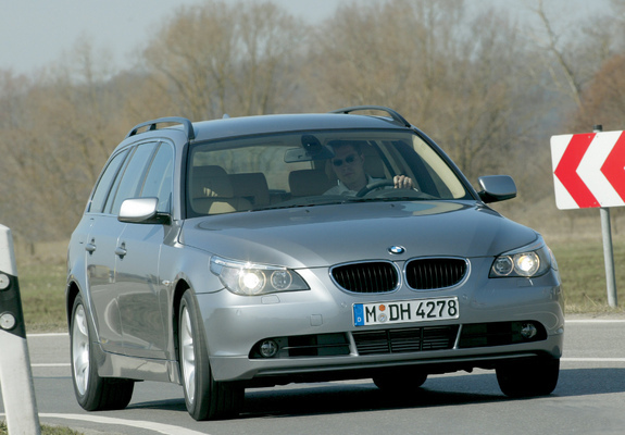 BMW 530d Touring (E61) 2004–07 wallpapers