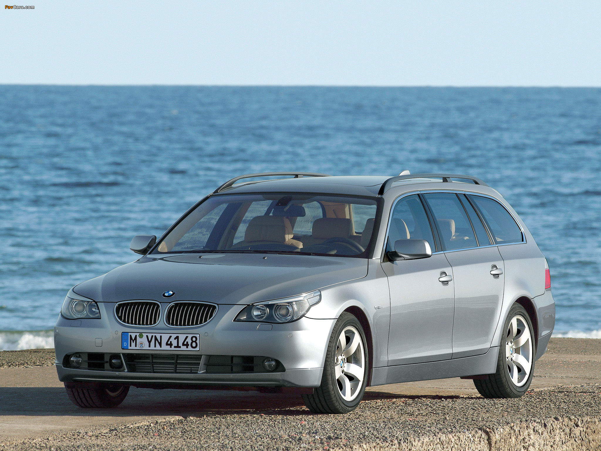 BMW 530d Touring (E61) 2004–07 wallpapers (2048 x 1536)