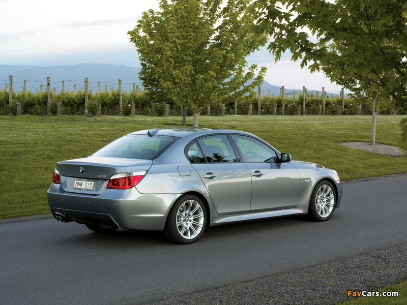 BMW 545i Sedan M Sports Package AU-spec (E60) 2005 images (800 x 600)