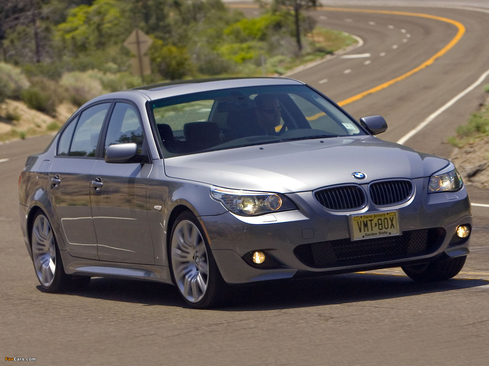 BMW 550i Sedan US spec E60 2005 Pictures 1600x1200 BMW 550i Sedan US spec E60 2005 Pictures 1600x1200