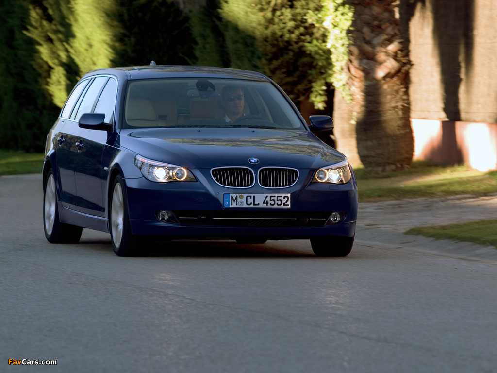 BMW 530i Touring (E61) 2007–10 photos (1024 x 768)