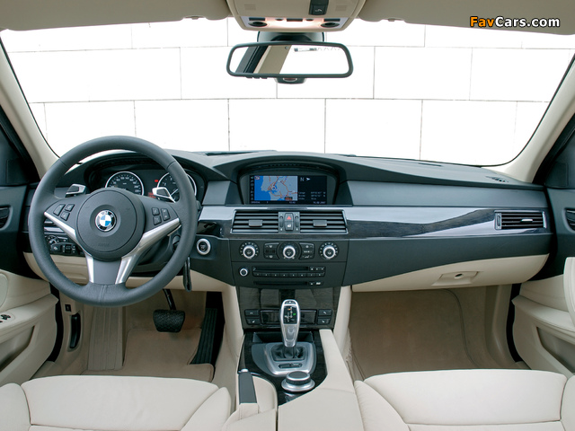 BMW 530i Sedan (E60) 2007–10 pictures (640 x 480)