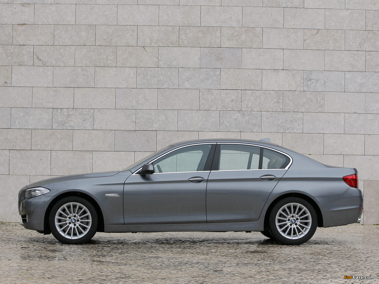 BMW 535i Sedan (F10) 2010–13 images (1280 x 960)