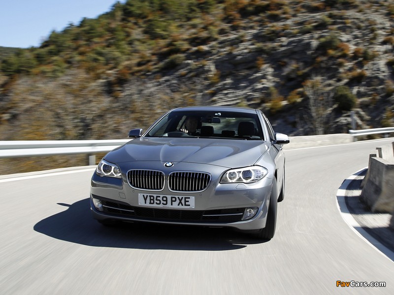 BMW 535i Sedan UK-spec (F10) 2010 images (800 x 600)