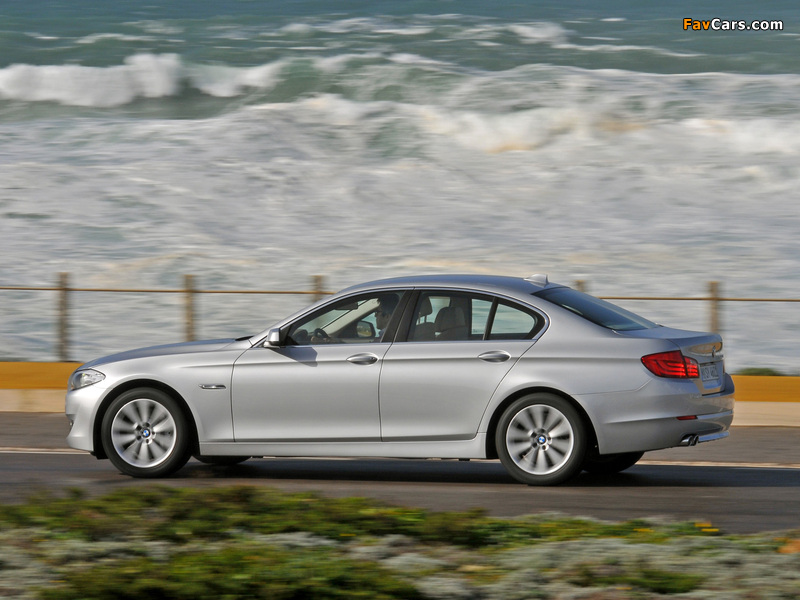 BMW 530d Sedan (F10) 2010–13 images (800 x 600)