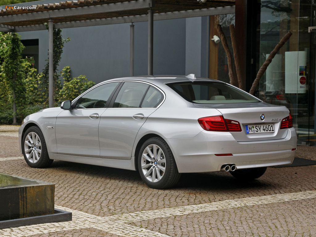 BMW 530d Sedan (F10) 2010–13 photos (1024 x 768)