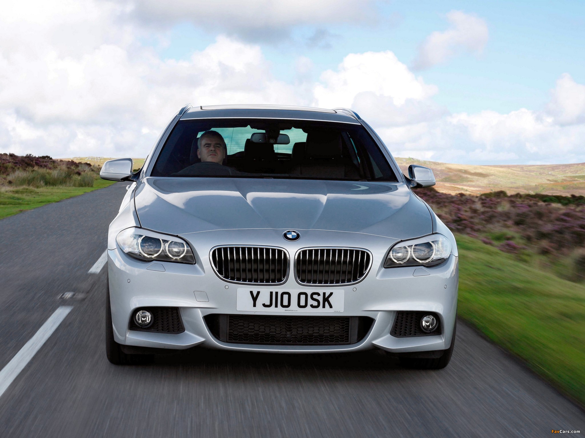 BMW 525d Touring M Sports Package UK-spec (F11) 2010 pictures (2048 x 1536)