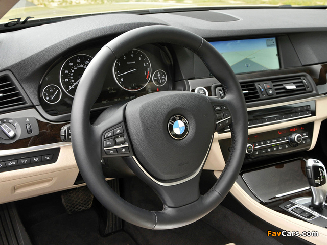 BMW 550i Sedan US-spec (F10) 2010–13 pictures (640 x 480)