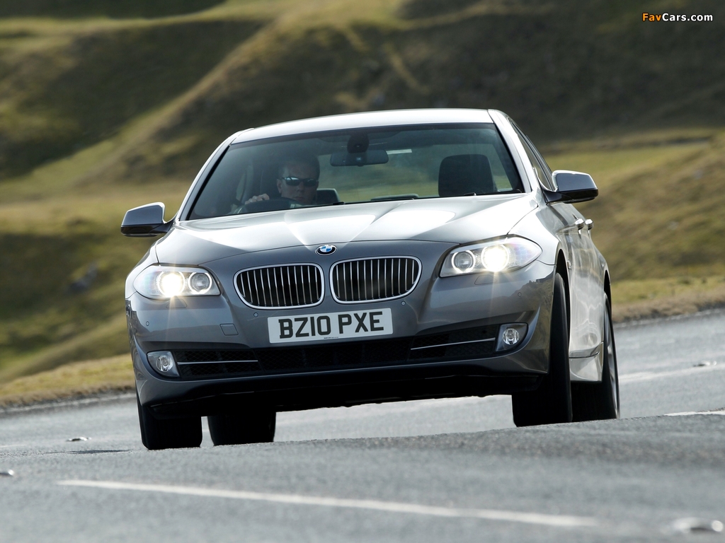 BMW 535i Sedan UK-spec (F10) 2010 pictures (1024 x 768)