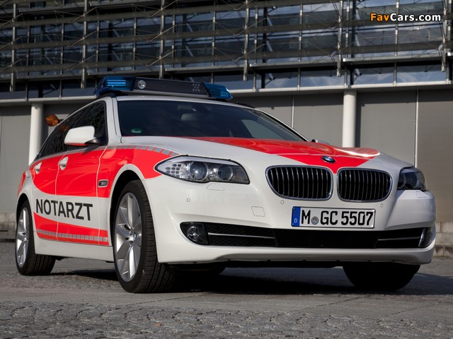 BMW 5 Series Touring Notarzt (F11) 2011–13 photos (640 x 480)