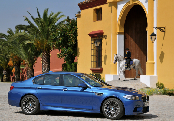 BMW M5 (F10) 2011–13 pictures