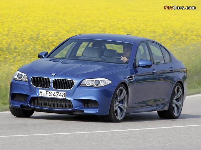 BMW M5 (F10) 2011–13 pictures (640 x 480)