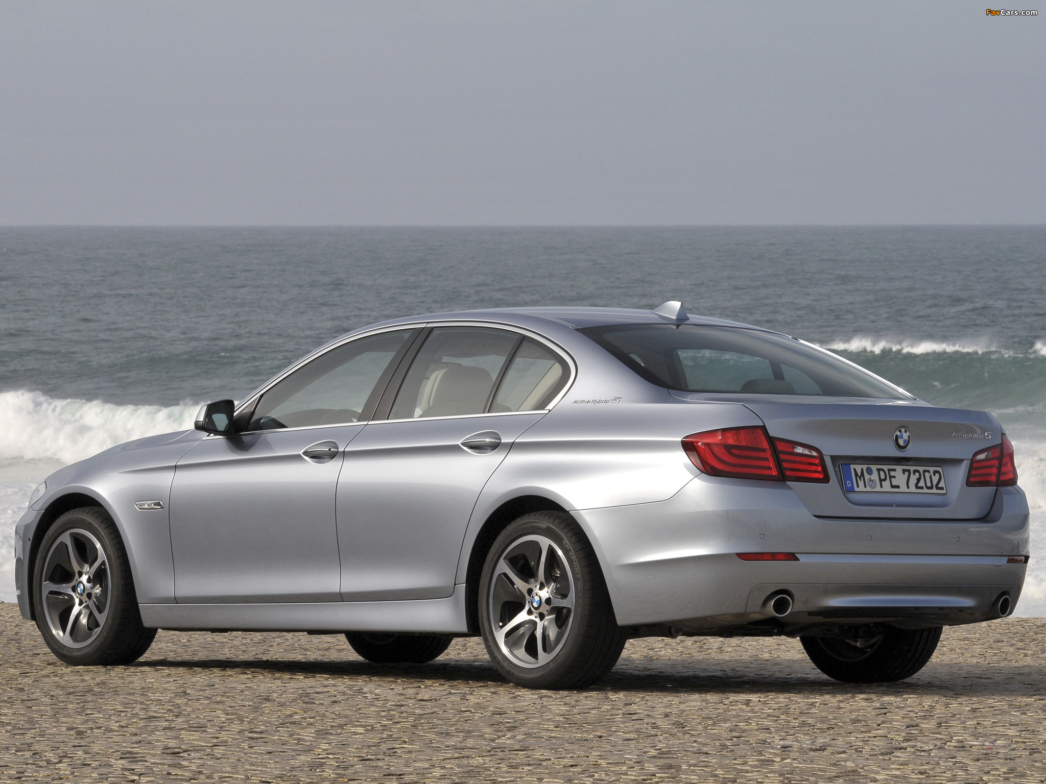 BMW ActiveHybrid 5 (F10) 2012–13 images (2048 x 1536)