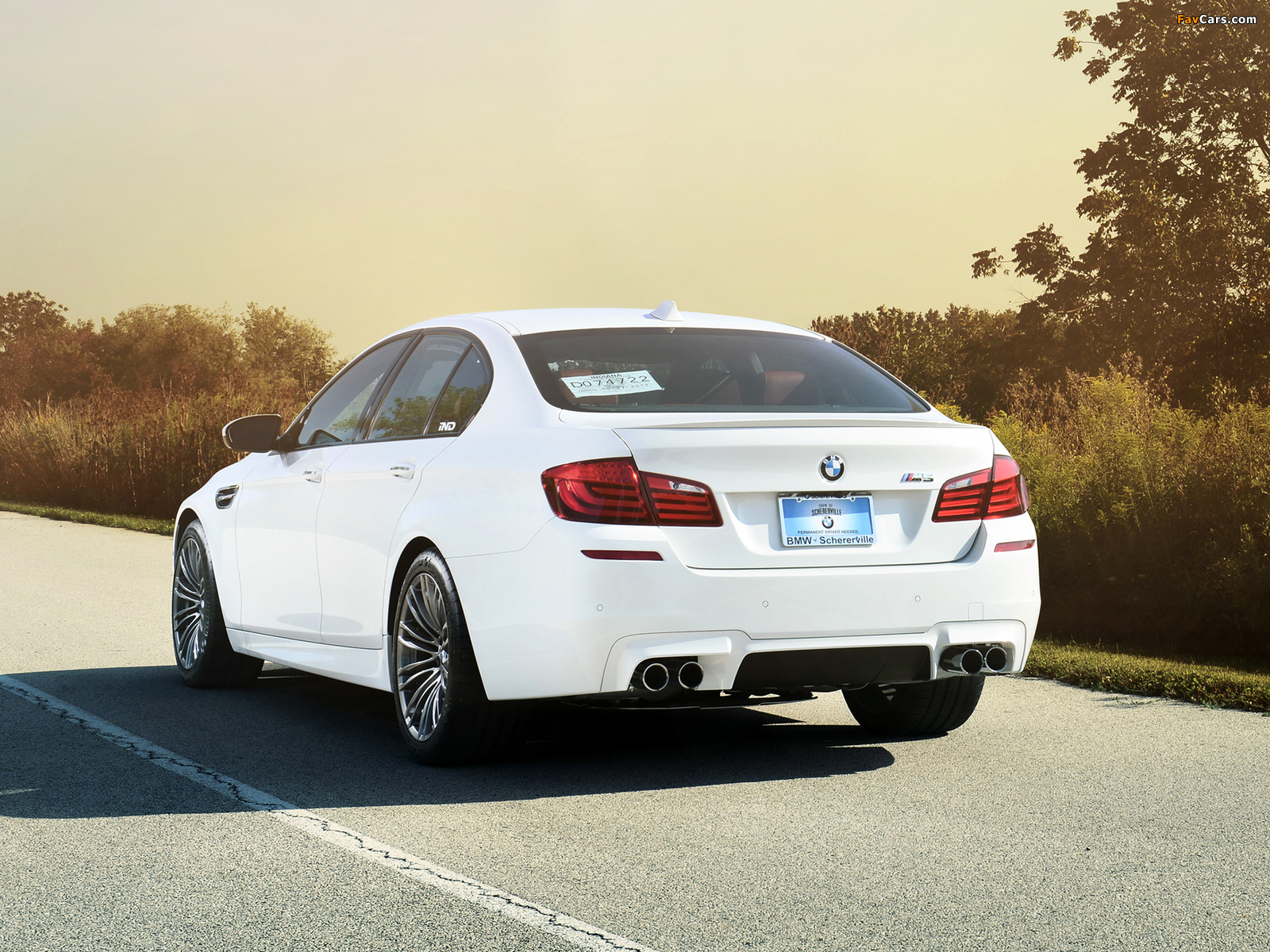 IND BMW M5 (F10) 2012 wallpapers (1600 x 1200)