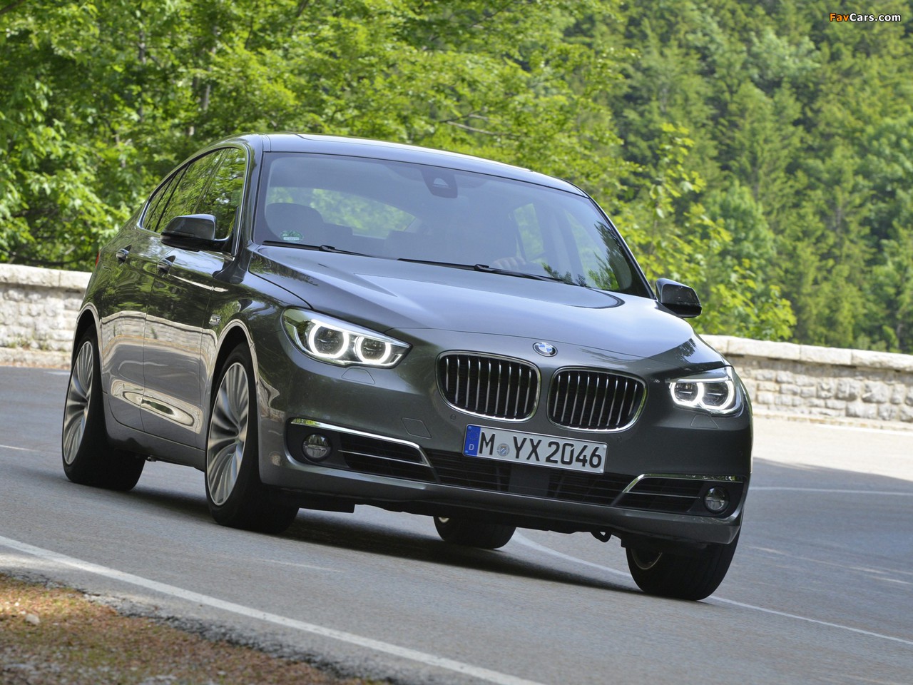 BMW 535i Gran Turismo Luxury Line (F07) 2013 images (1280 x 960)
