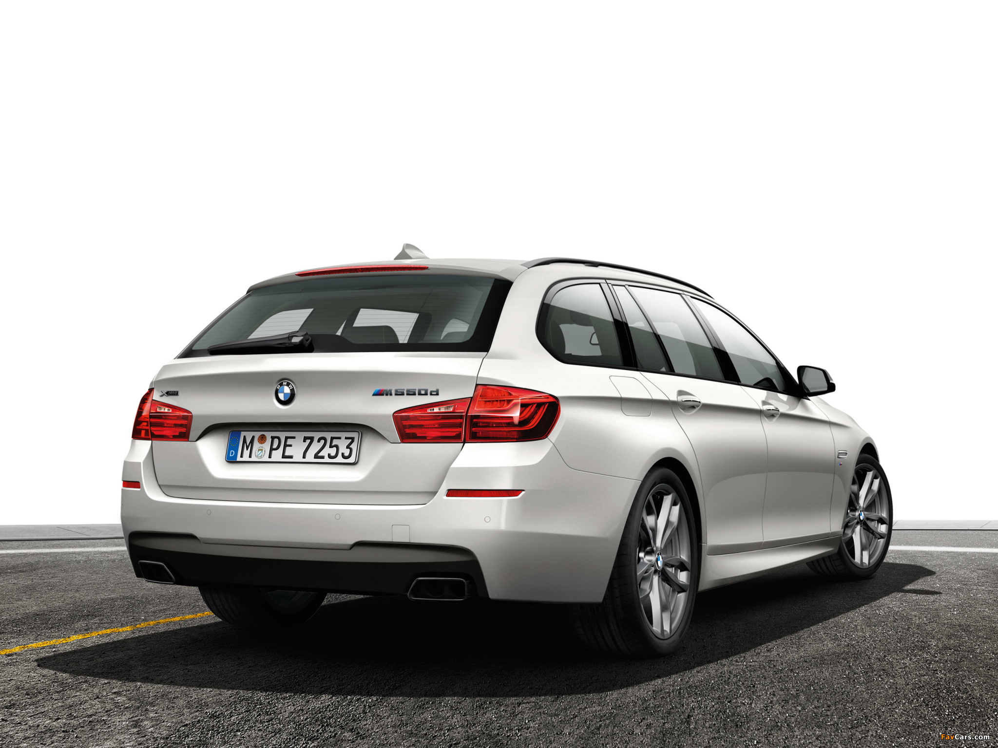BMW M550d xDrive Touring (F11) 2013 images (2048 x 1536)