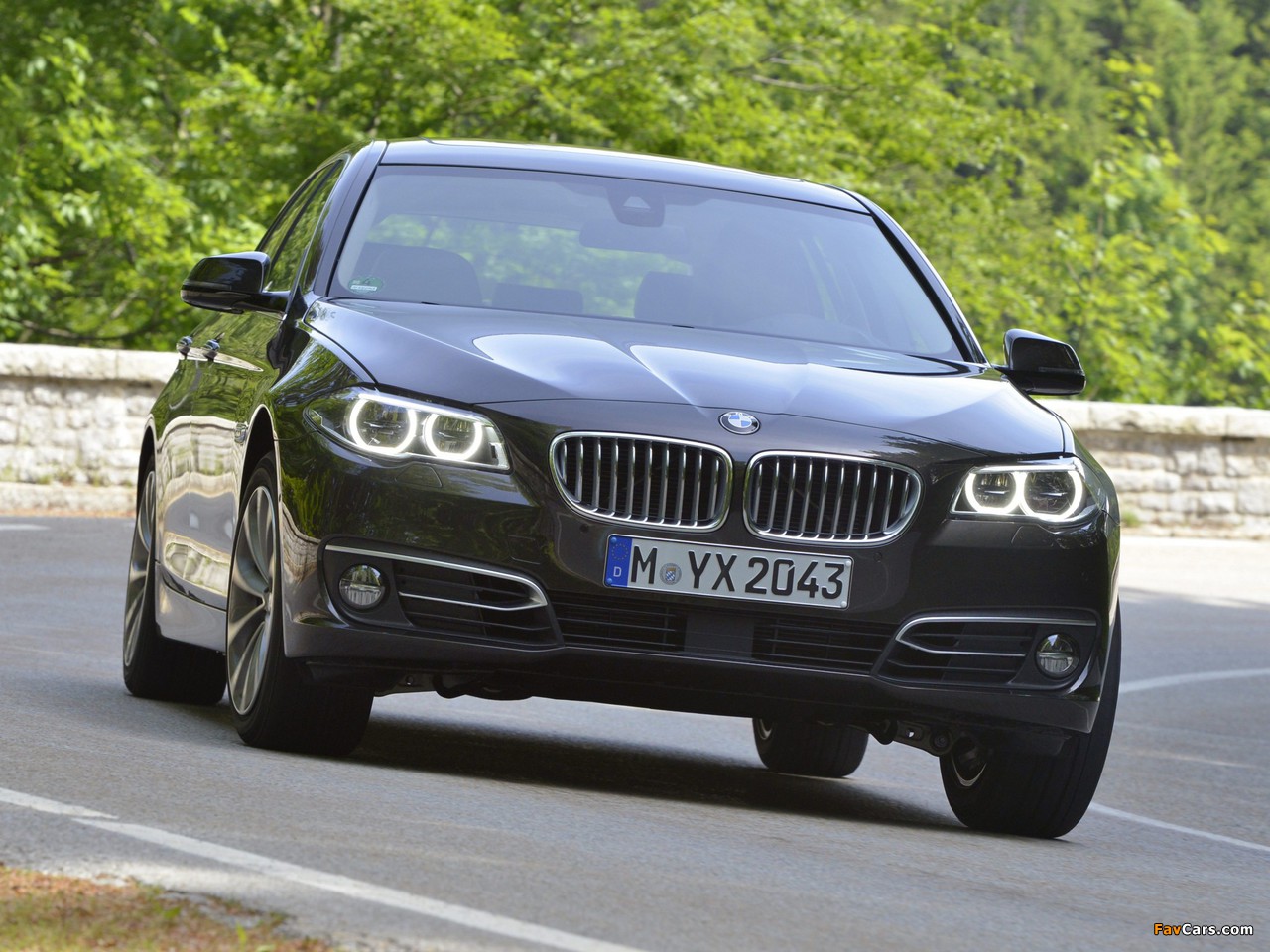 BMW 530d xDrive Touring Modern Line (F11) 2013 images (1280 x 960)