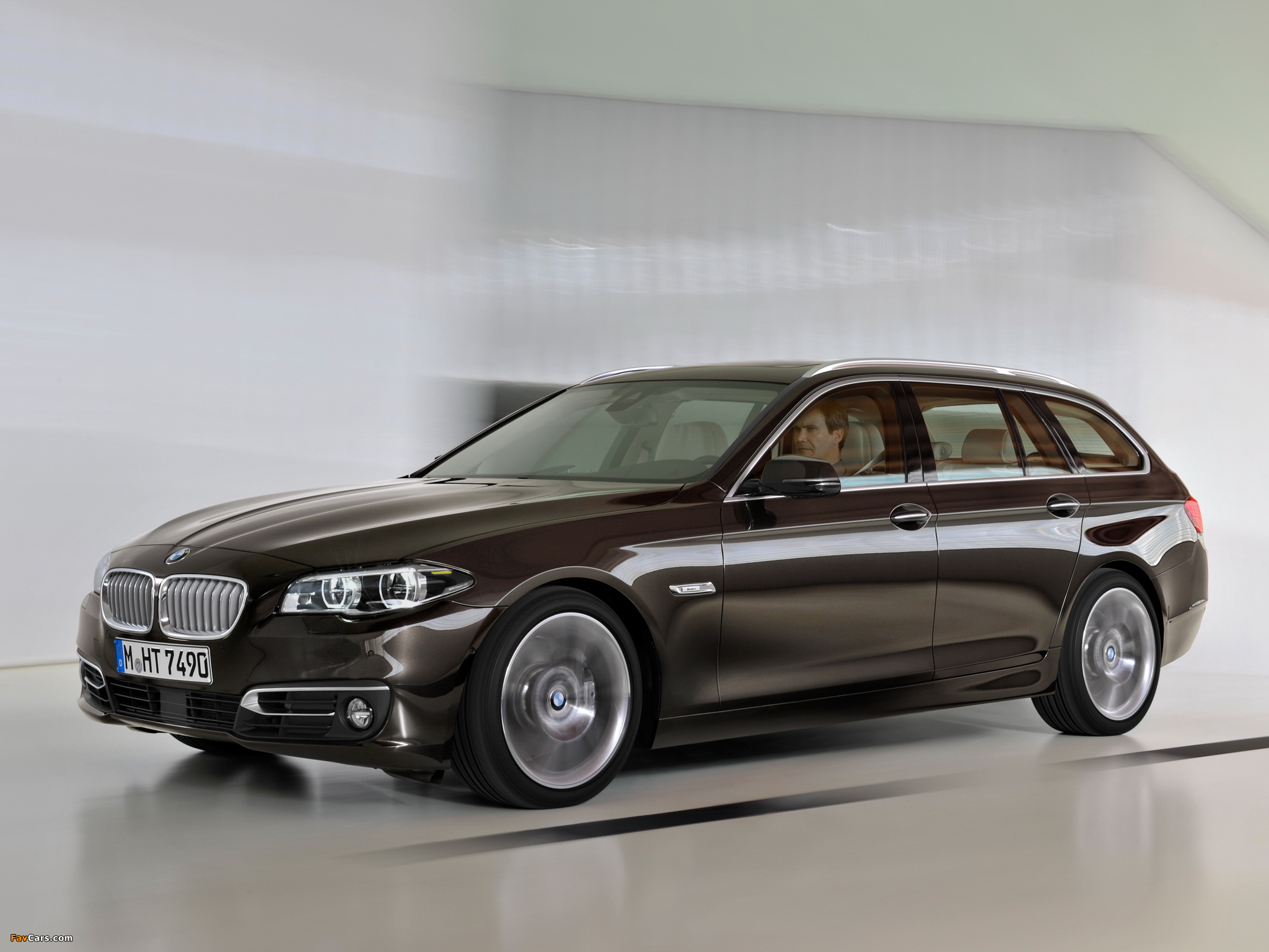 BMW 530d xDrive Touring Modern Line (F11) 2013 images (2048 x 1536)