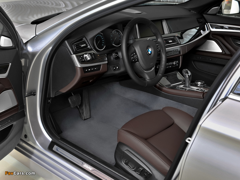 BMW 535i Sedan Luxury Line (F10) 2013 images (800 x 600)