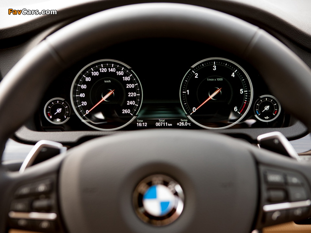 BMW 530d Gran Turismo Luxury Line ZA-spec (F07) 2013 photos (640 x 480)
