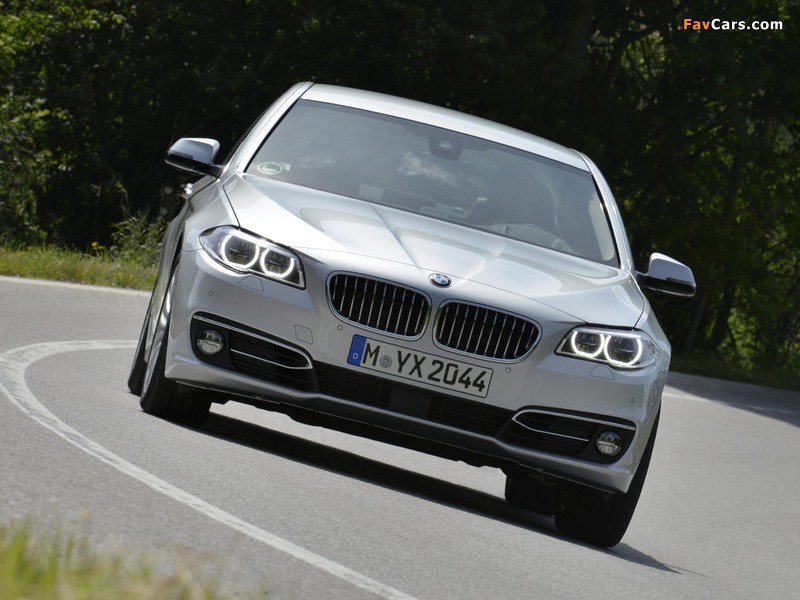 BMW 530d Sedan Luxury Line (F10) 2013 photos (800 x 600)
