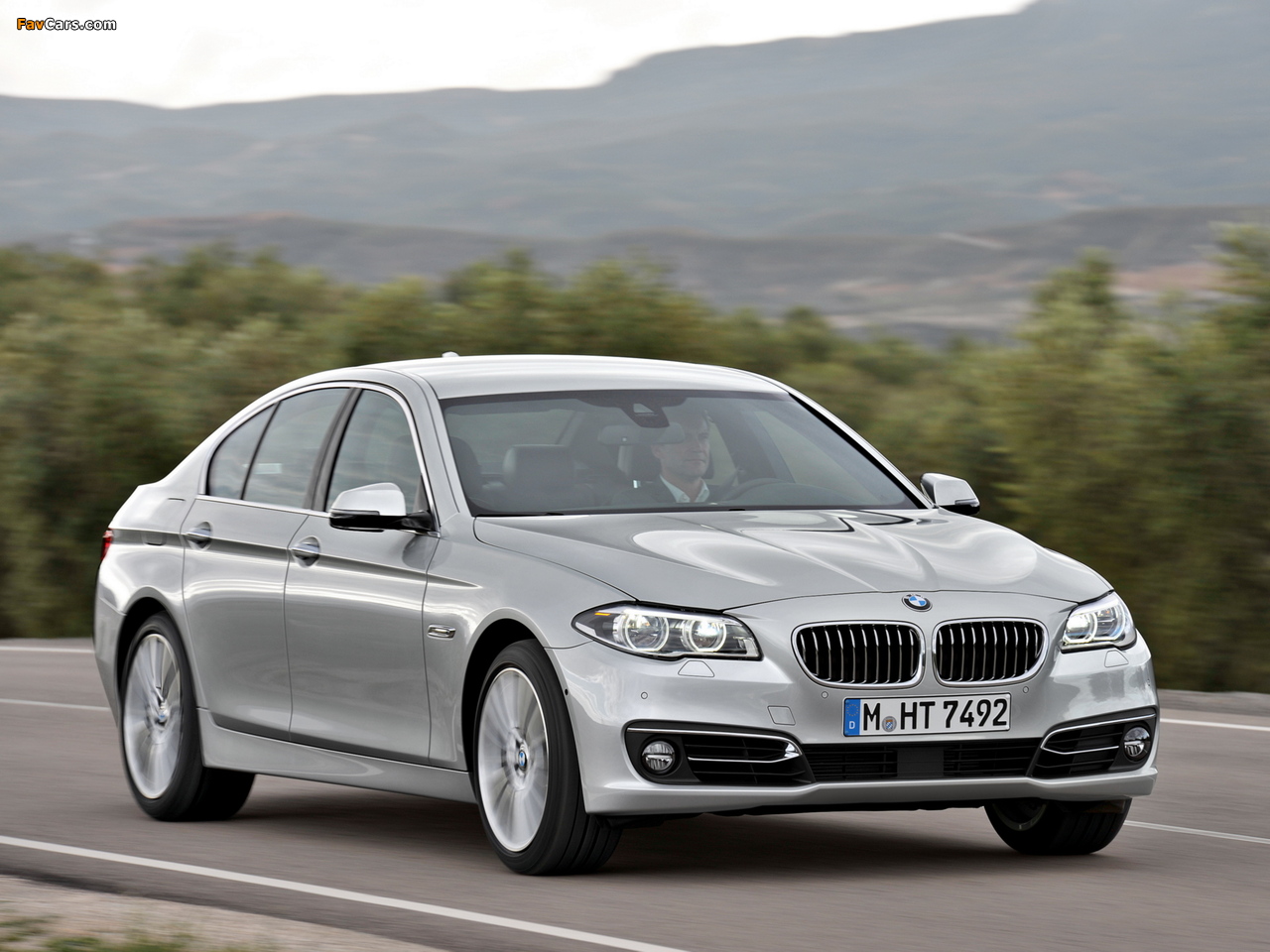 BMW 535i Sedan Luxury Line (F10) 2013 photos (1280 x 960)