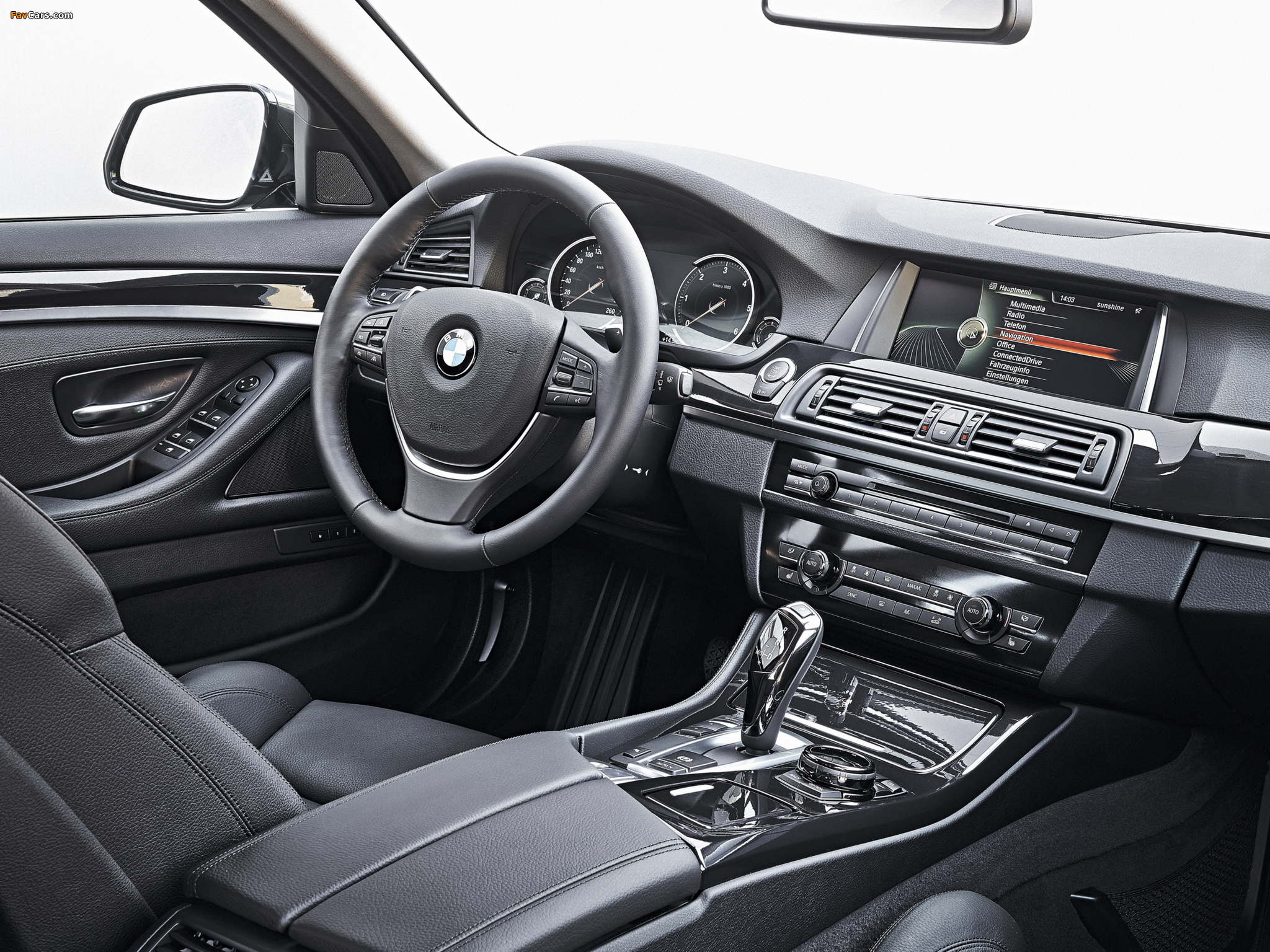 BMW 520d Touring (F11) 2013 pictures (2048 x 1536)