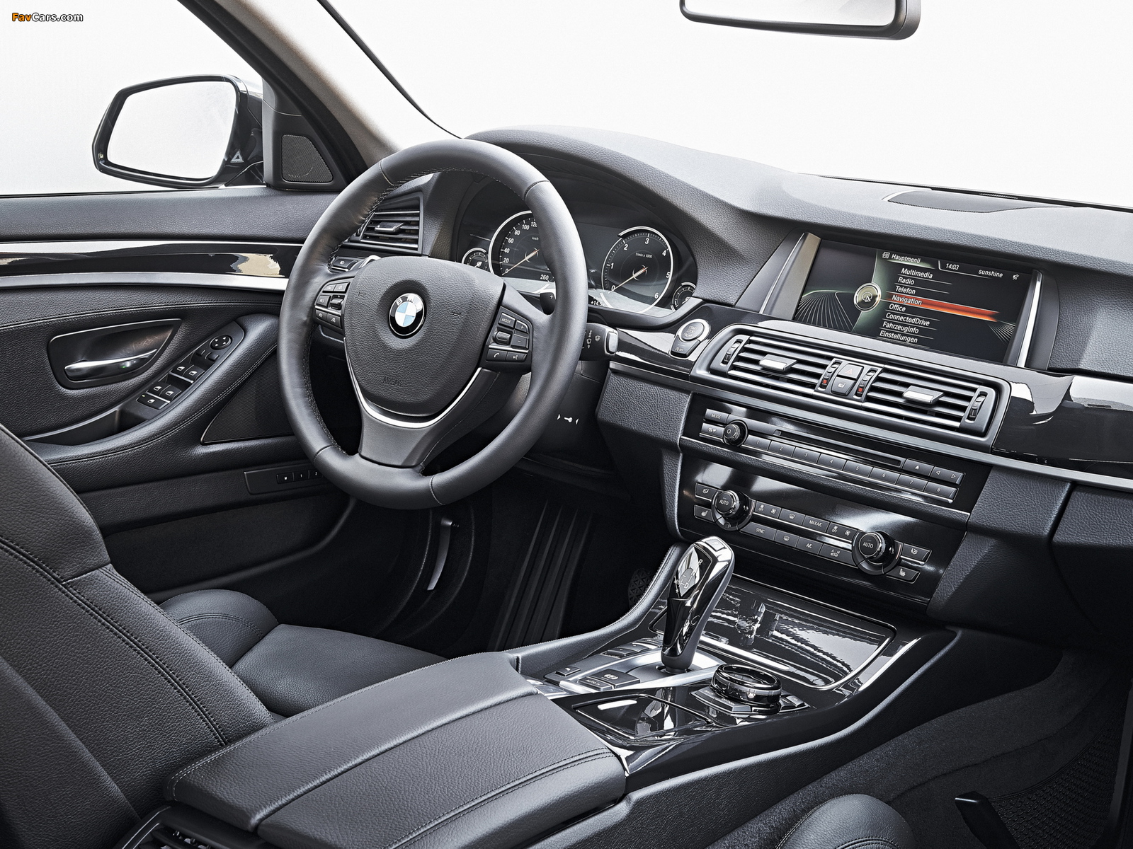 BMW 520d Touring (F11) 2013 pictures (1600 x 1200)