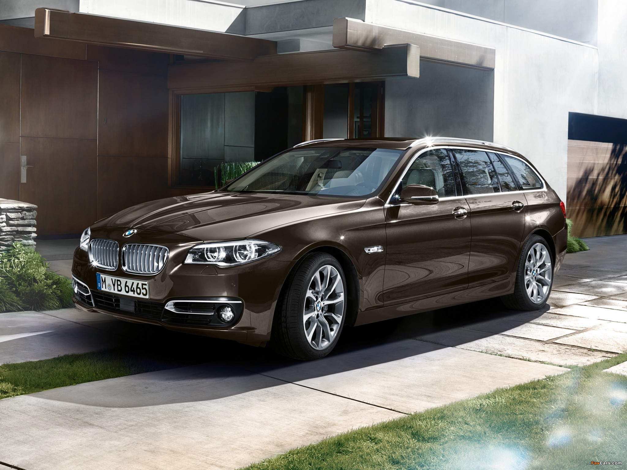 BMW 530d xDrive Touring Modern Line (F11) 2013 pictures (2048 x 1536)