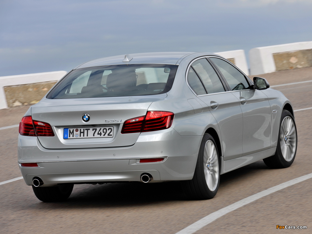 BMW 535i Sedan Luxury Line (F10) 2013 pictures (1024 x 768)