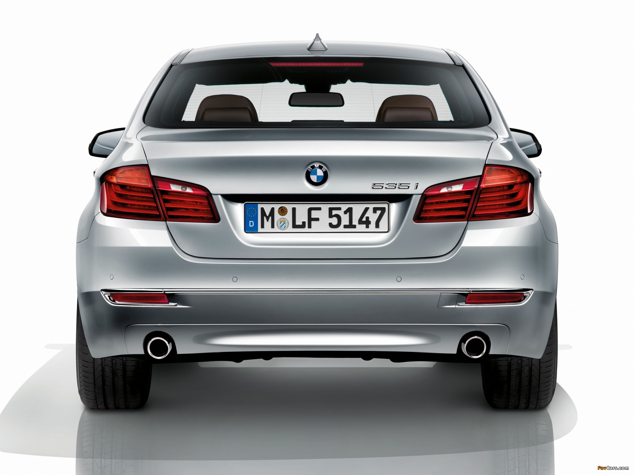 BMW 535i Sedan Luxury Line (F10) 2013 wallpapers (2048 x 1536)