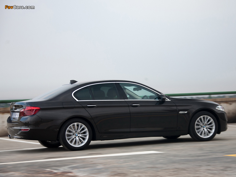 BMW 520i Sedan Luxury Line ZA-spec (F10) 2013 wallpapers (800 x 600)