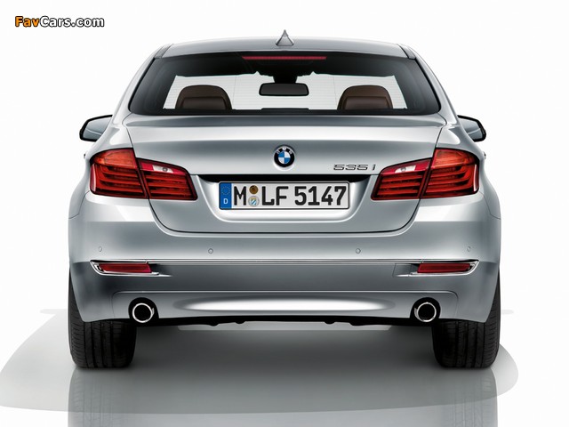 BMW 535i Sedan Luxury Line (F10) 2013 wallpapers (640 x 480)
