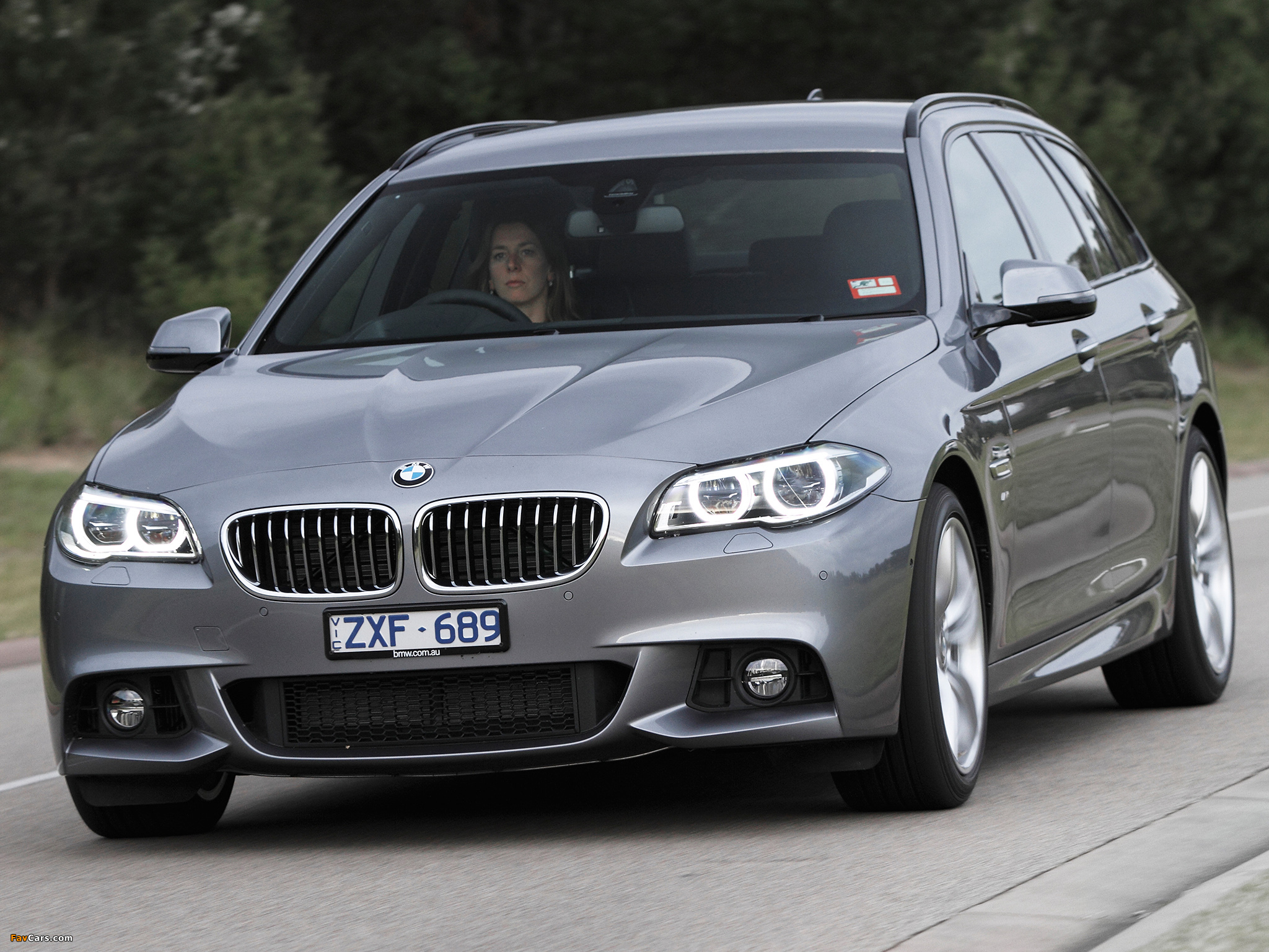 BMW 535i Touring M Sport Package AU-spec (F11) 2014 wallpapers (2048 x 1536)