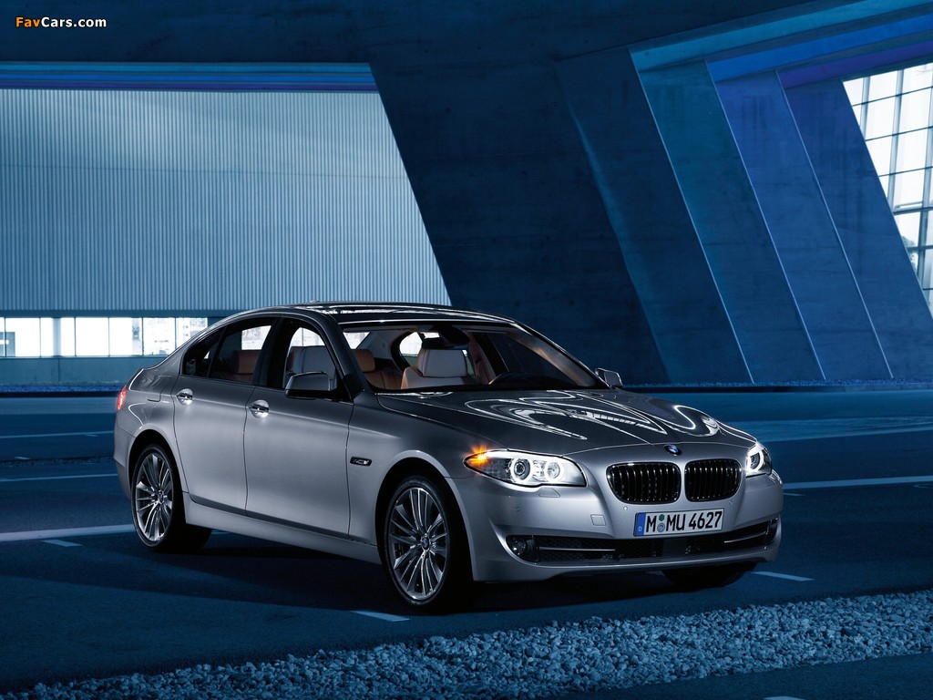 BMW 5 Series F10-F11 wallpapers (1024 x 768)