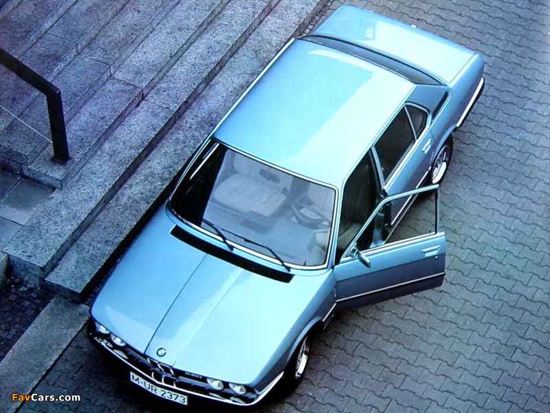 BMW 520 Sedan (E12) 1972–76 images (800 x 600)