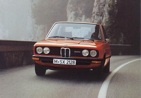 BMW 525 Sedan (E12) 1973–76 images