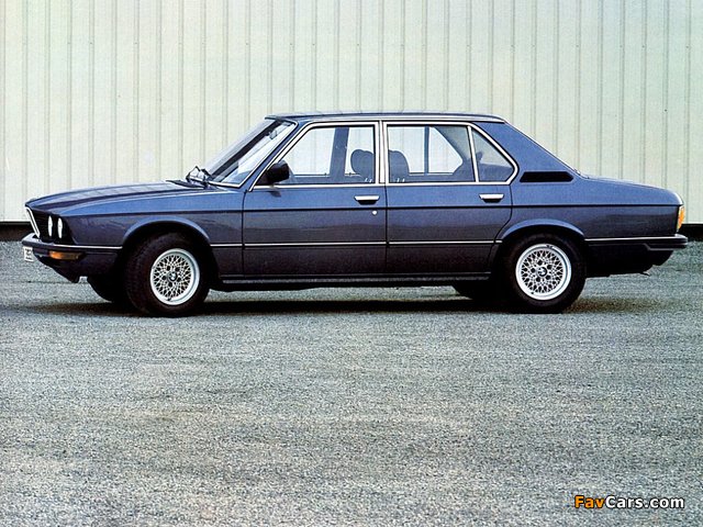BMW 5 Series E12 photos (640 x 480)