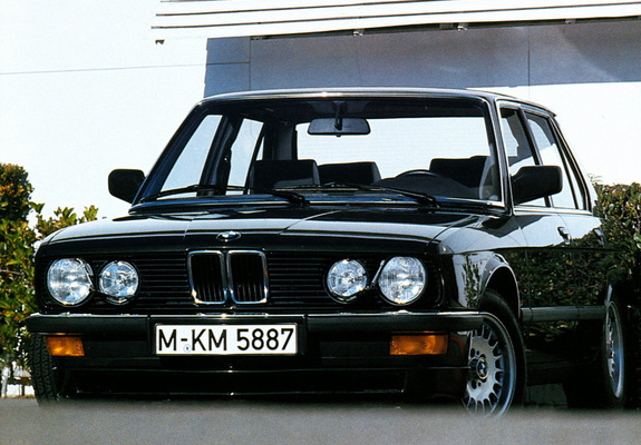 BMW 528i Sedan (E28) 1981–87 photos