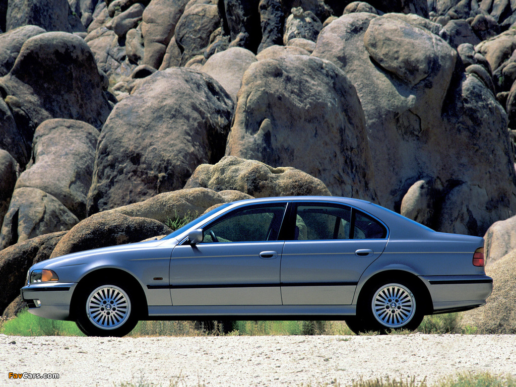BMW 5 Series Sedan (E39) 1995–2003 images (1024 x 768)