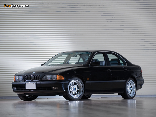 BMW 540i Sedan US-spec (E39) 1996–2003 images (640 x 480)