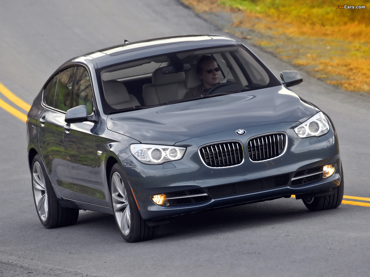 Images of BMW 550i Gran Turismo US-spec (F07) 2009–13 (1280 x 960)