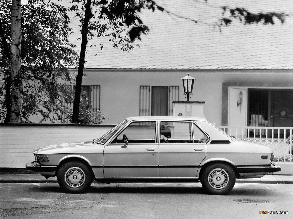 Images of BMW 530i Sedan US-spec (E12) 1974–77 (1024 x 768)
