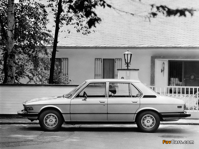 Images of BMW 530i Sedan US-spec (E12) 1974–77 (640 x 480)