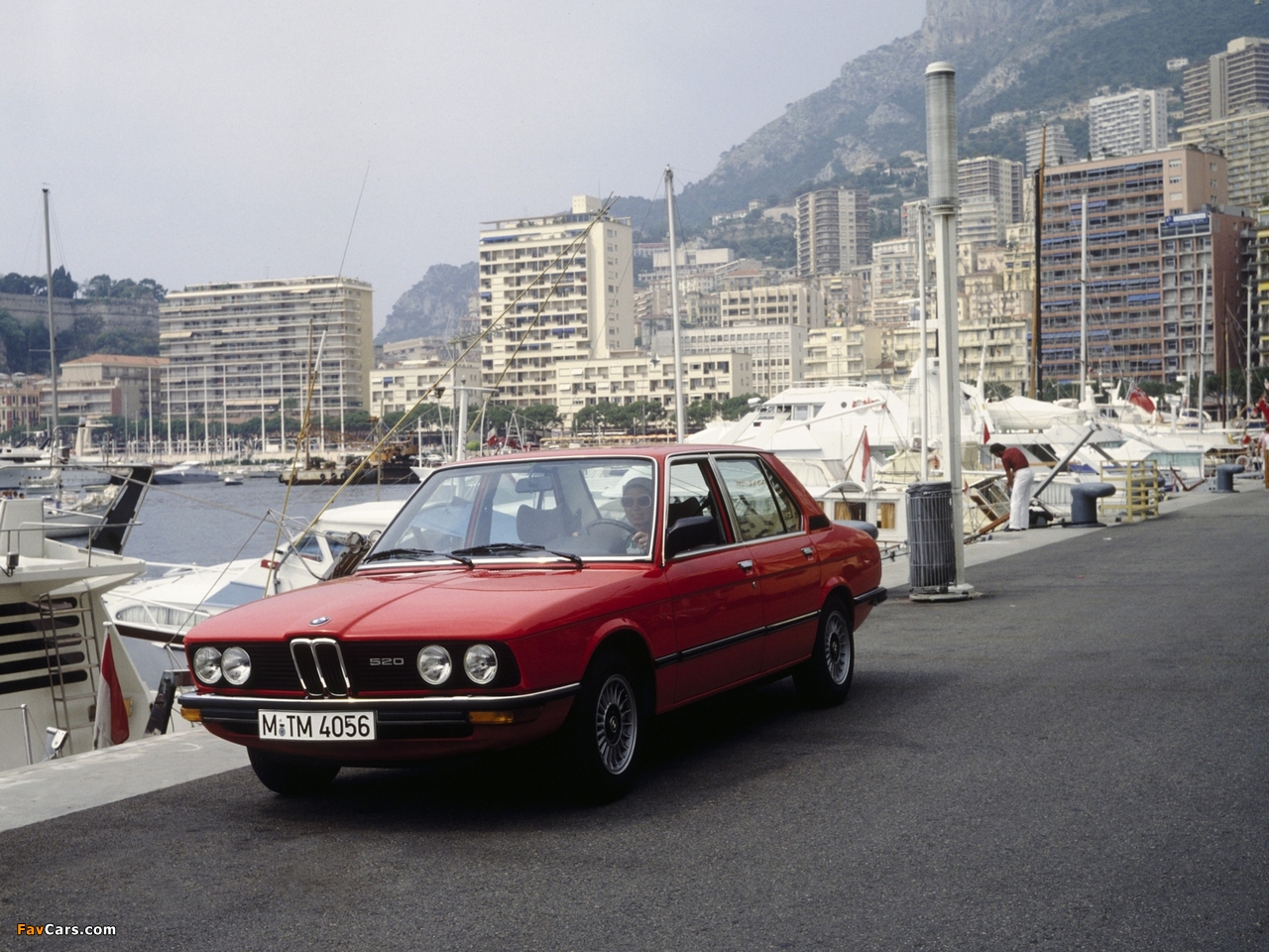 Images of BMW 520 Sedan (E12) 1976–81 (1280 x 960)