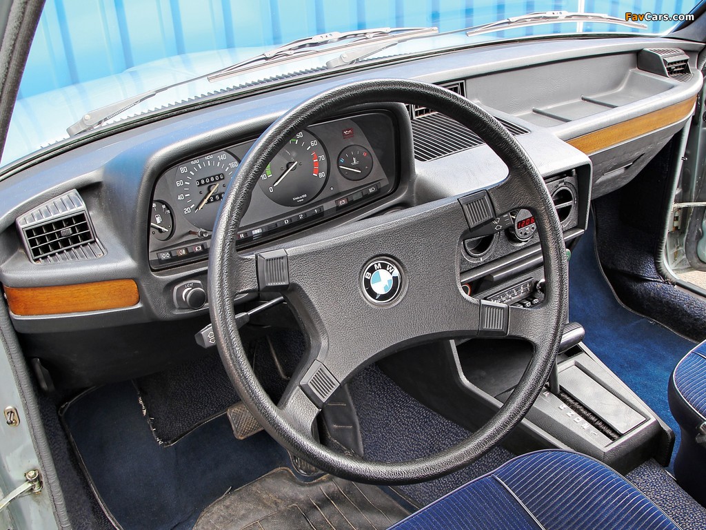 Images of BMW 525 Sedan (E12) 1976–81 (1024 x 768)