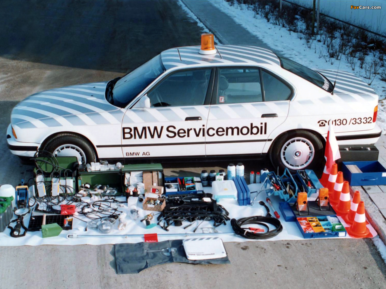 Images of BMW 5 Series Servicemobil (E34) 1988–95 (1280 x 960)