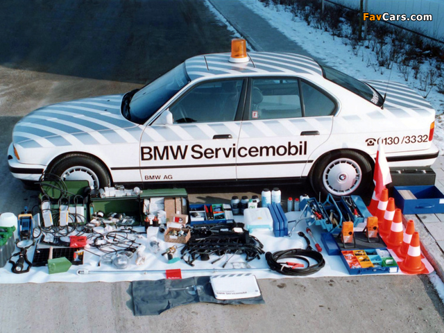 Images of BMW 5 Series Servicemobil (E34) 1988–95 (640 x 480)