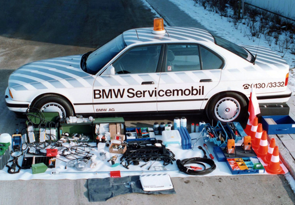 Images of BMW 5 Series Servicemobil (E34) 1988–95